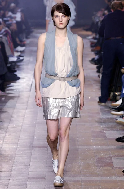 Look 13